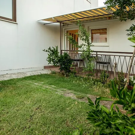 Volarevic Appartamento *